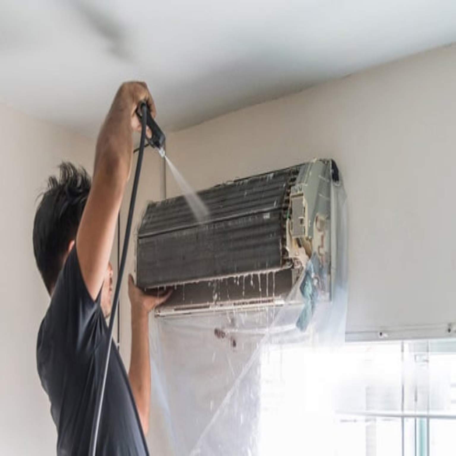 🔥 ودّع حرّ الصيف مع خصم 45% على تنظيف وصيانة المكيفات — مع دليل التميز بالرياض!